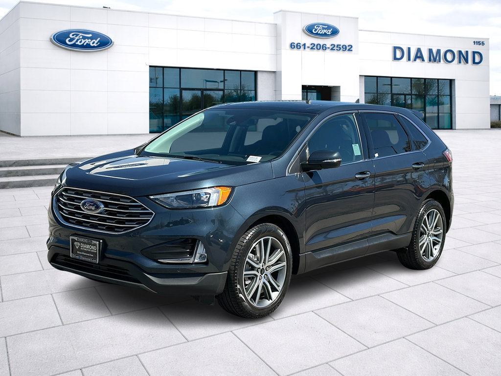 New 2023 Ford Edge Titanium w/ Class II Trailer Tow Package