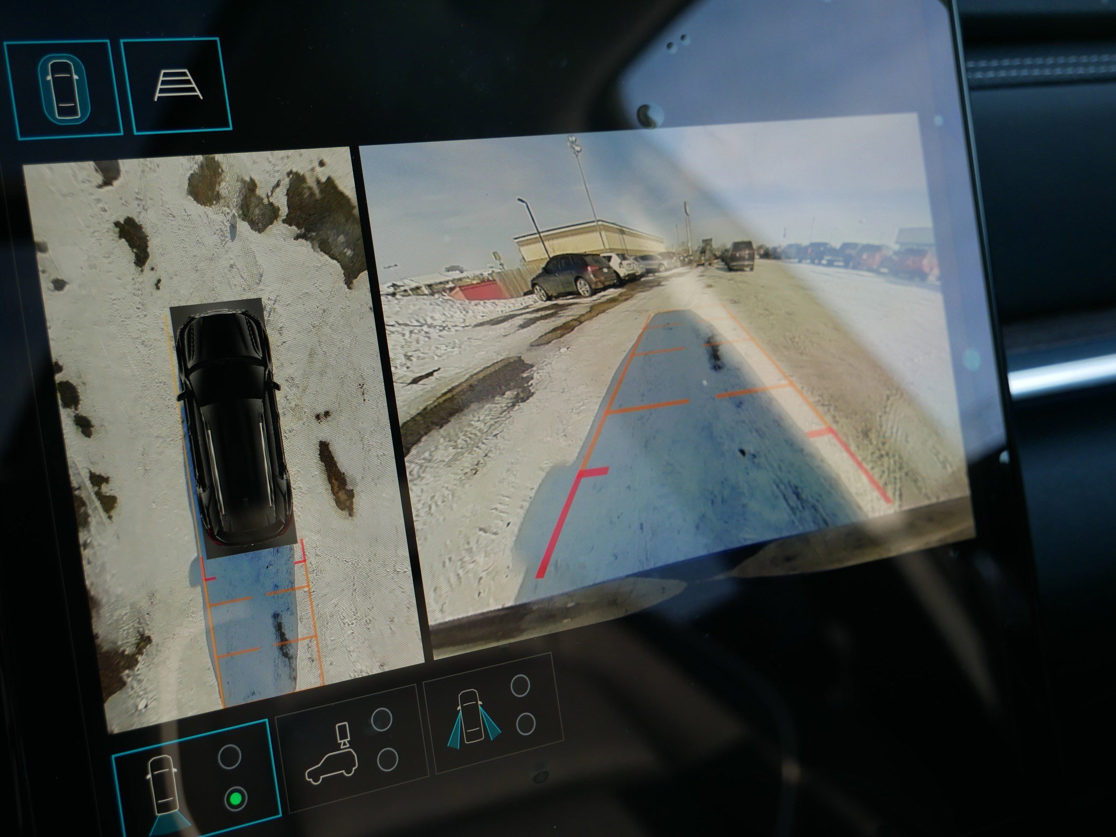 New 2026 GMC Terrain Denali w/ LPO, Black Badging Package image 25