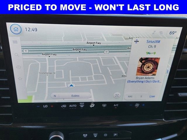 Used 2023 Ford Transit 350 XLT image 6