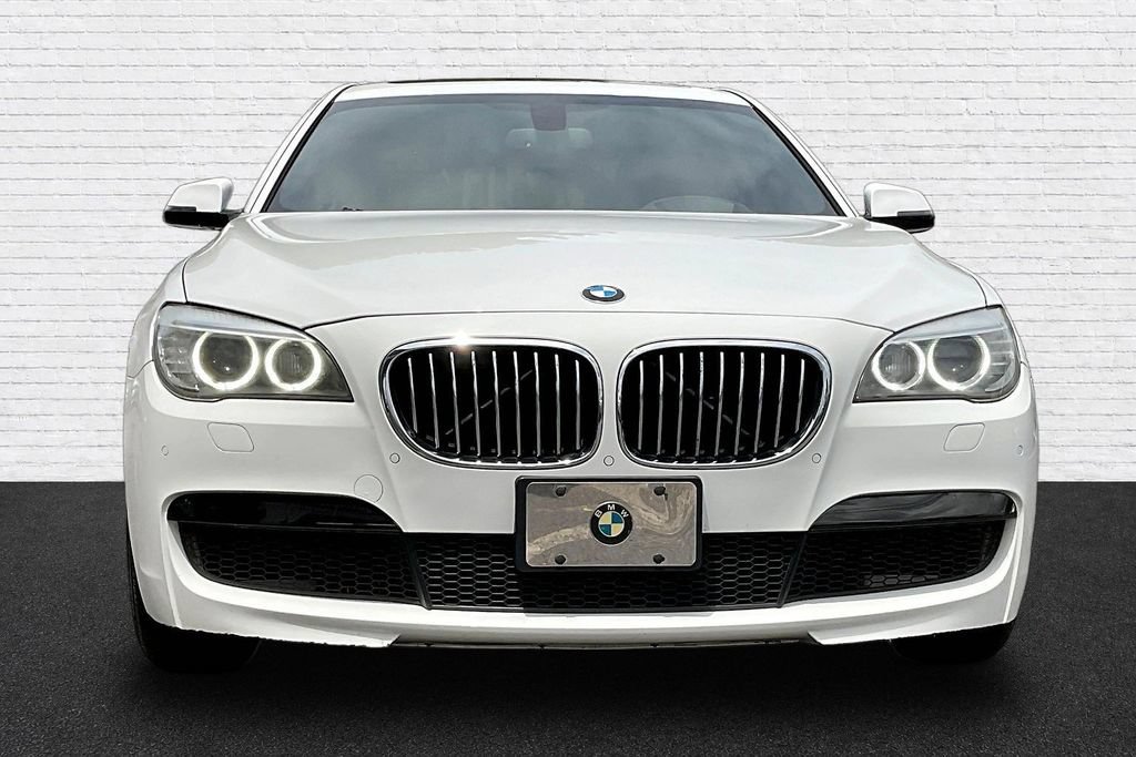 Used 2014 BMW 740Li xDrive AWD/4WD image 2