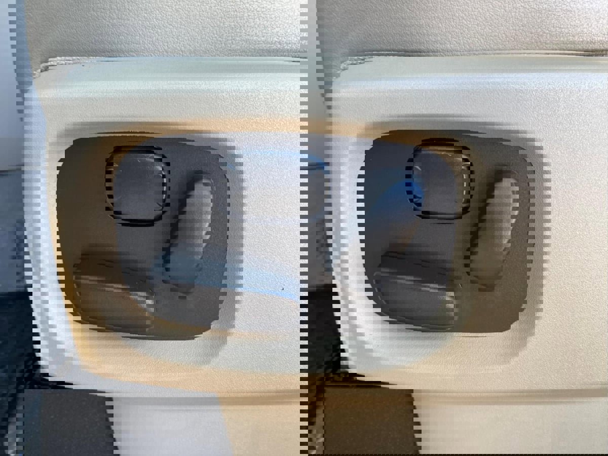 Used 2016 Land Rover LR4 HSE LUX image 13