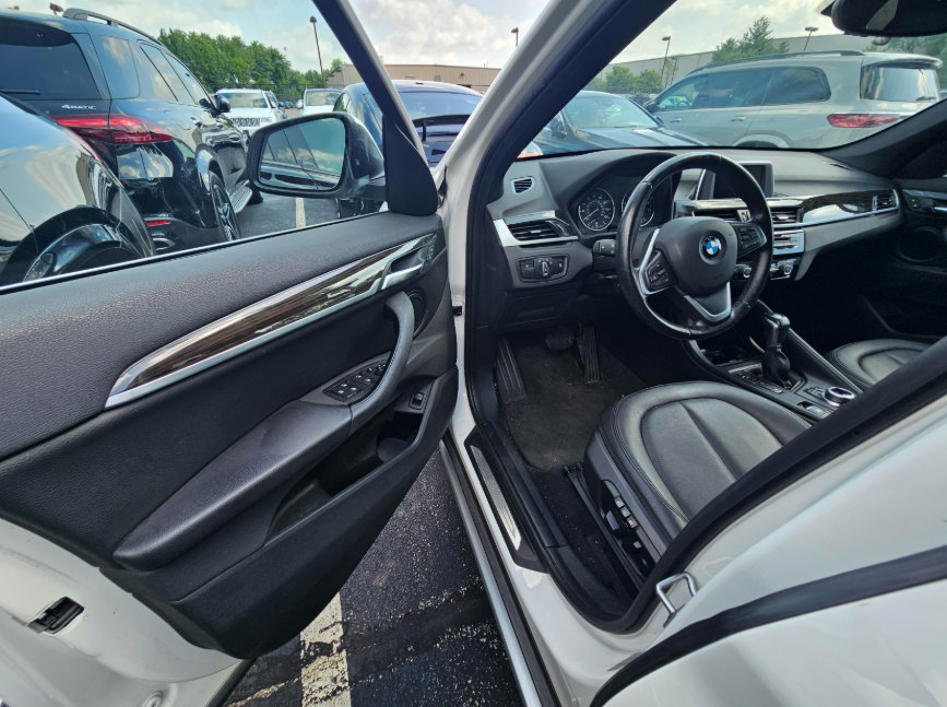 Used 2017 BMW X1 xDrive28i AWD/4WD image 2