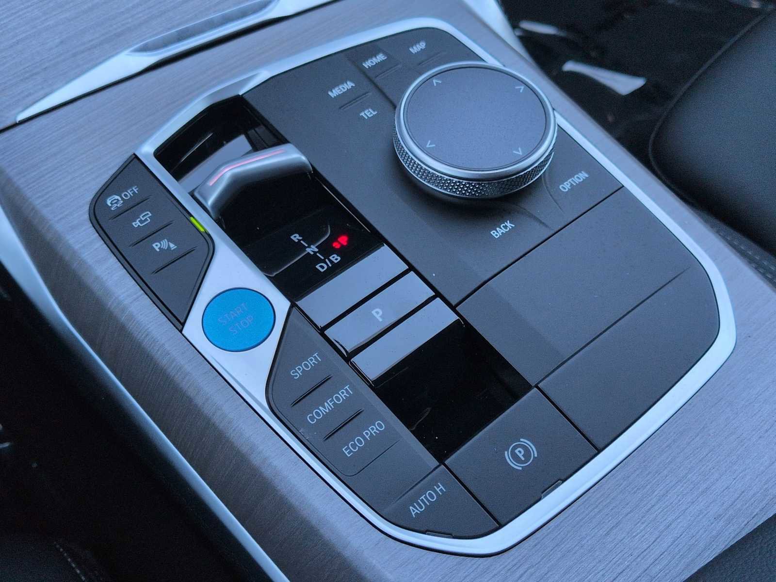 Used 2025 BMW i4 xDrive40i w/ M Sport Package image 35