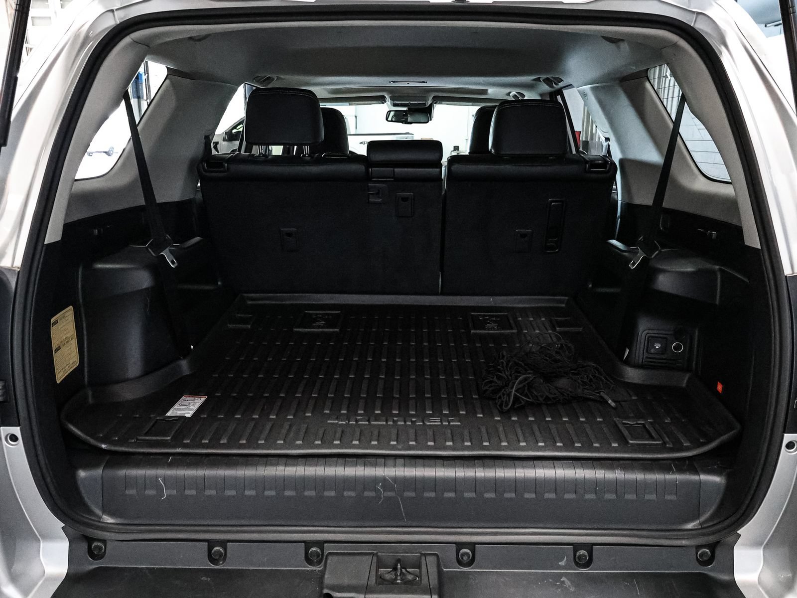 Used 2024 Toyota 4Runner Limited AWD/4WD image 18
