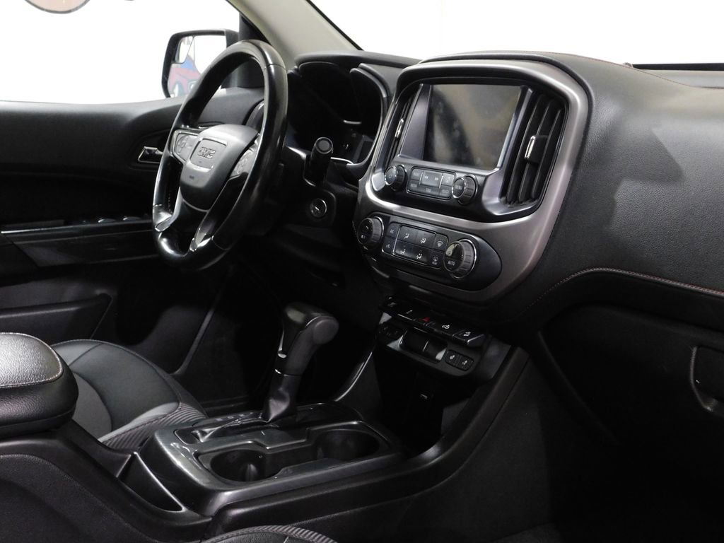 Used 2016 GMC Canyon SLE w/ All Terrain Package image 93