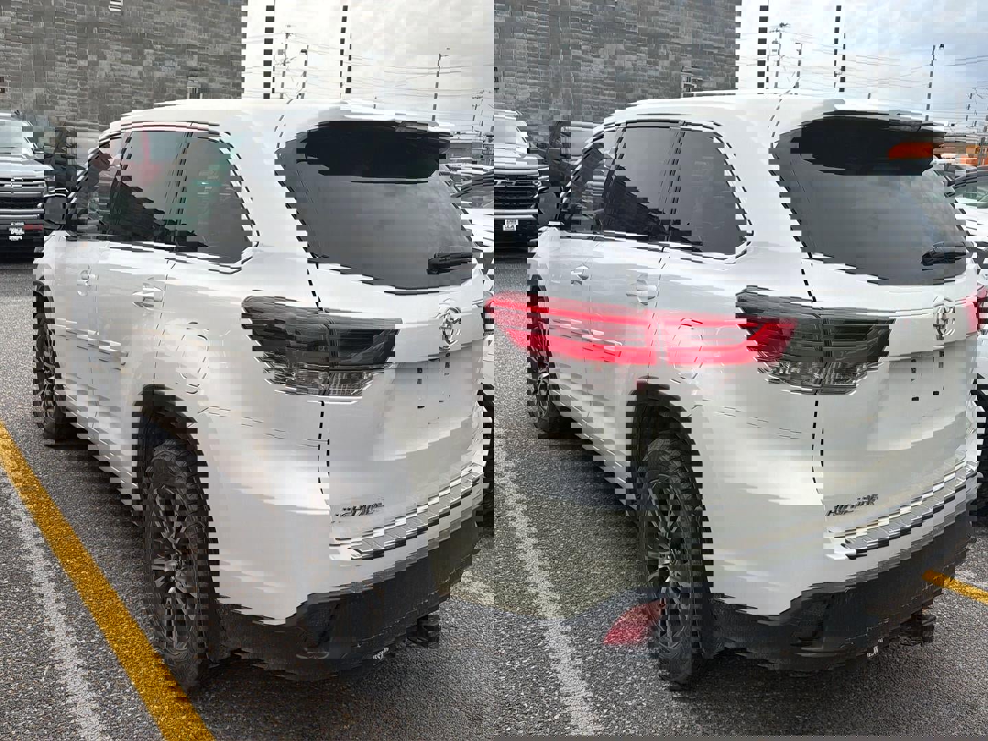 Used 2018 Toyota Highlander LE w/ Protection Package #3 AWD/4WD image 7