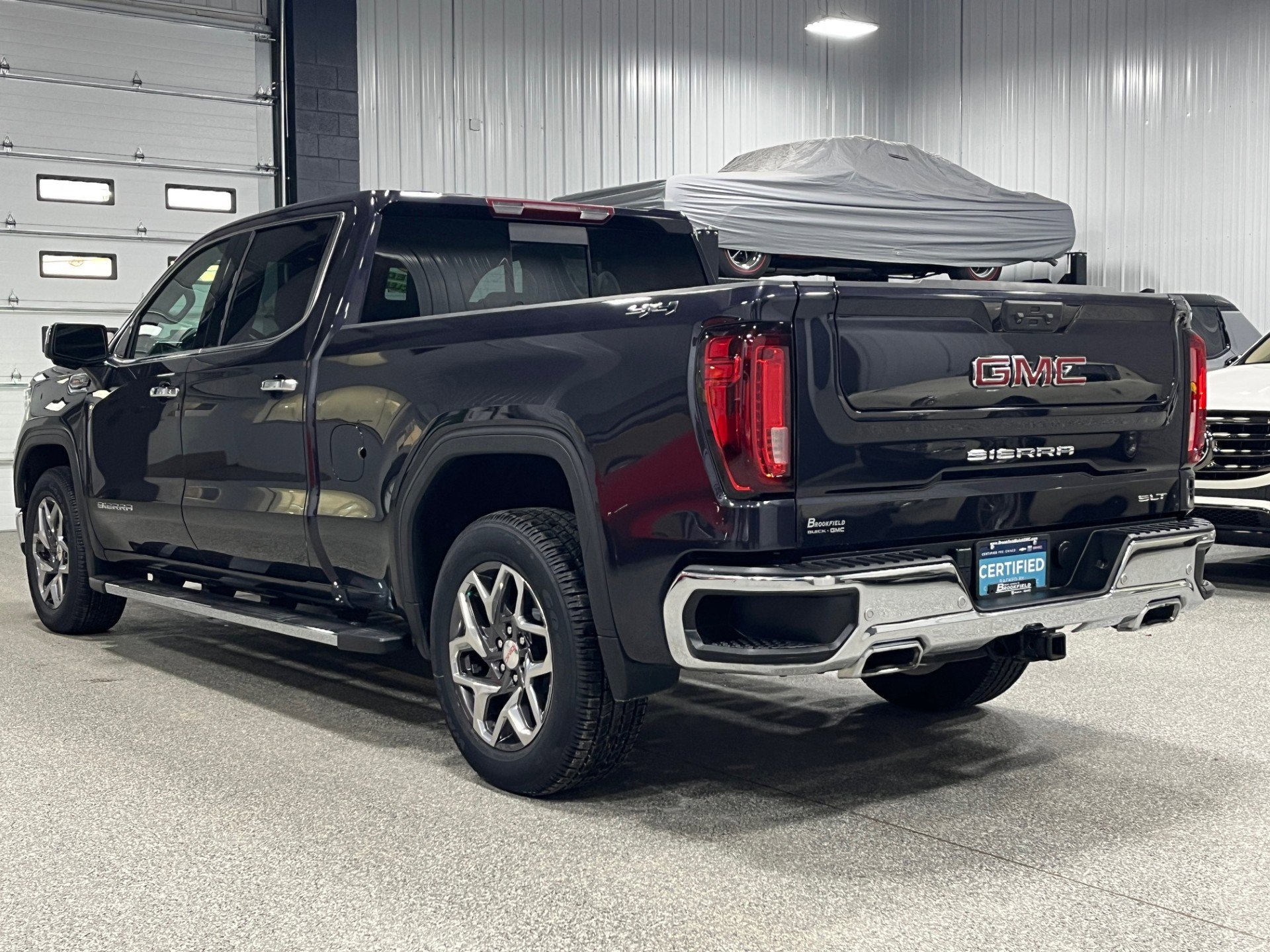 Certified 2022 GMC Sierra 1500 SLT w/ SLT Premium Plus Package image 3