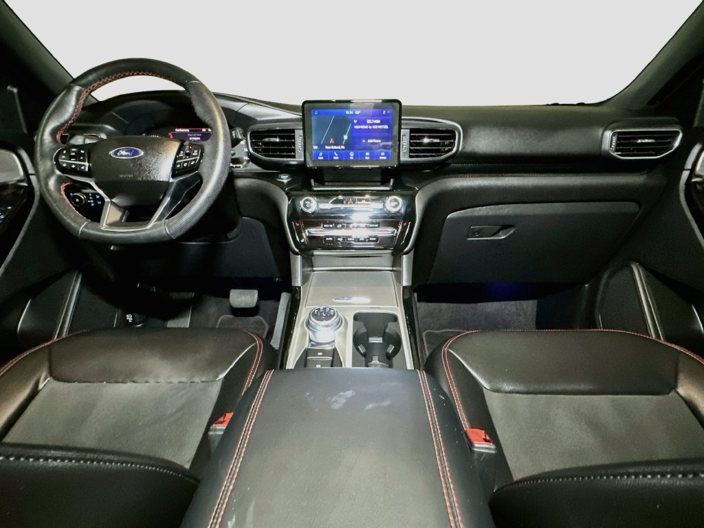 Certified 2022 Ford Explorer ST-Line AWD/4WD image 9