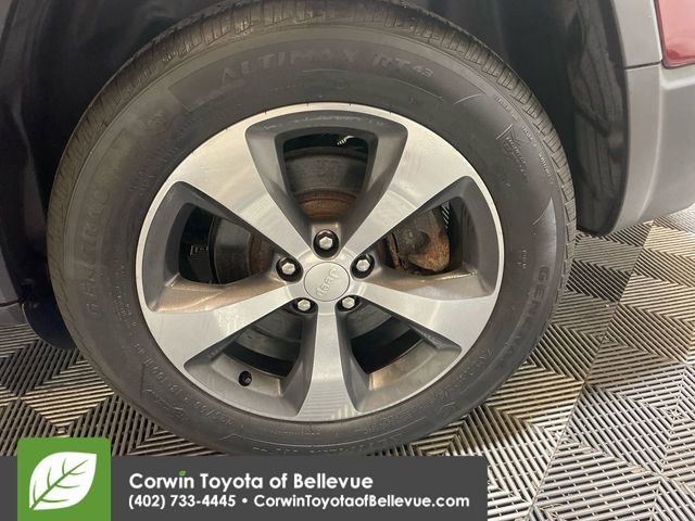 Used 2019 Jeep Cherokee Limited image 23