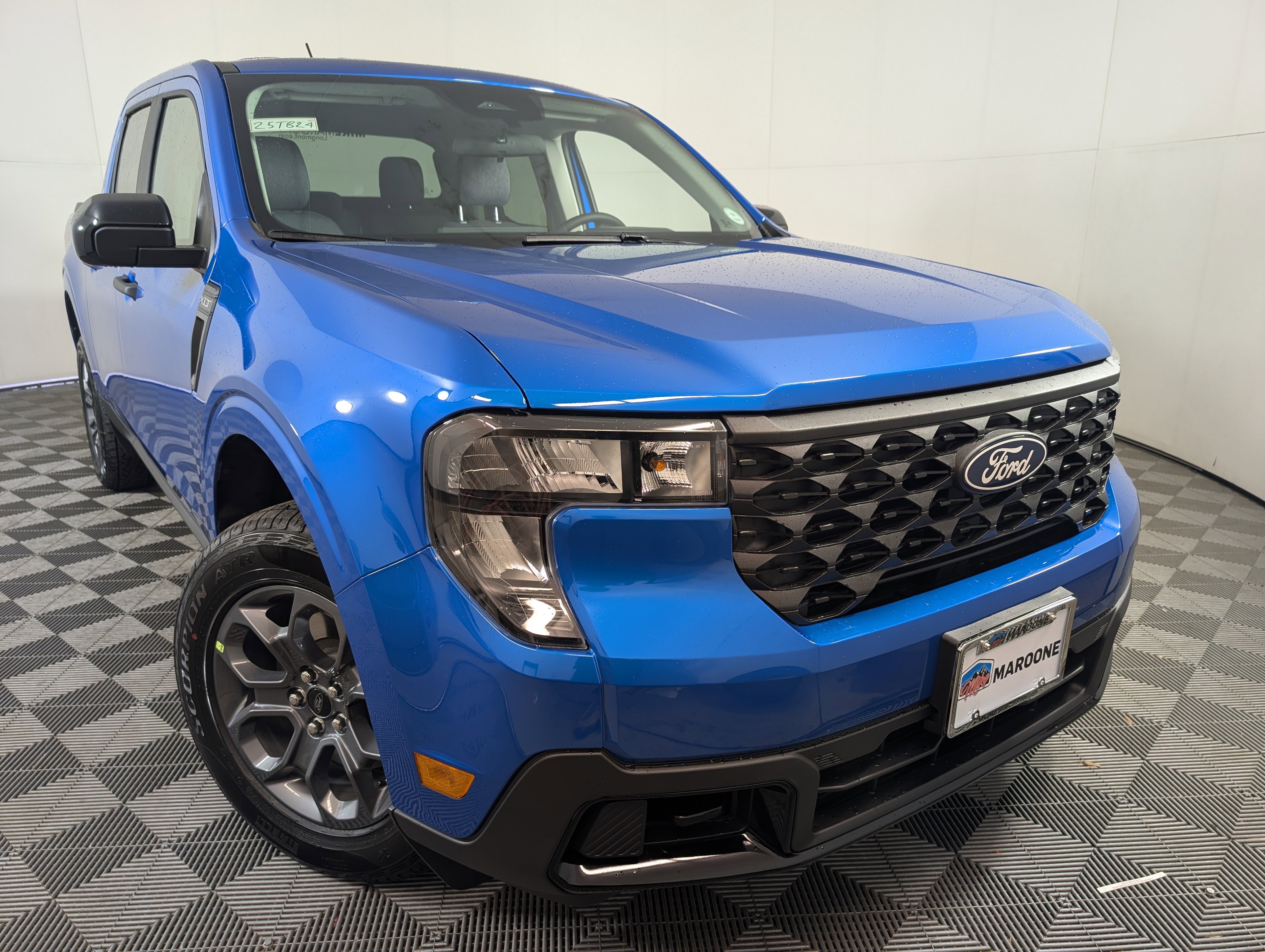 New 2025 Ford Maverick XLT w/ XLT Luxury Package
