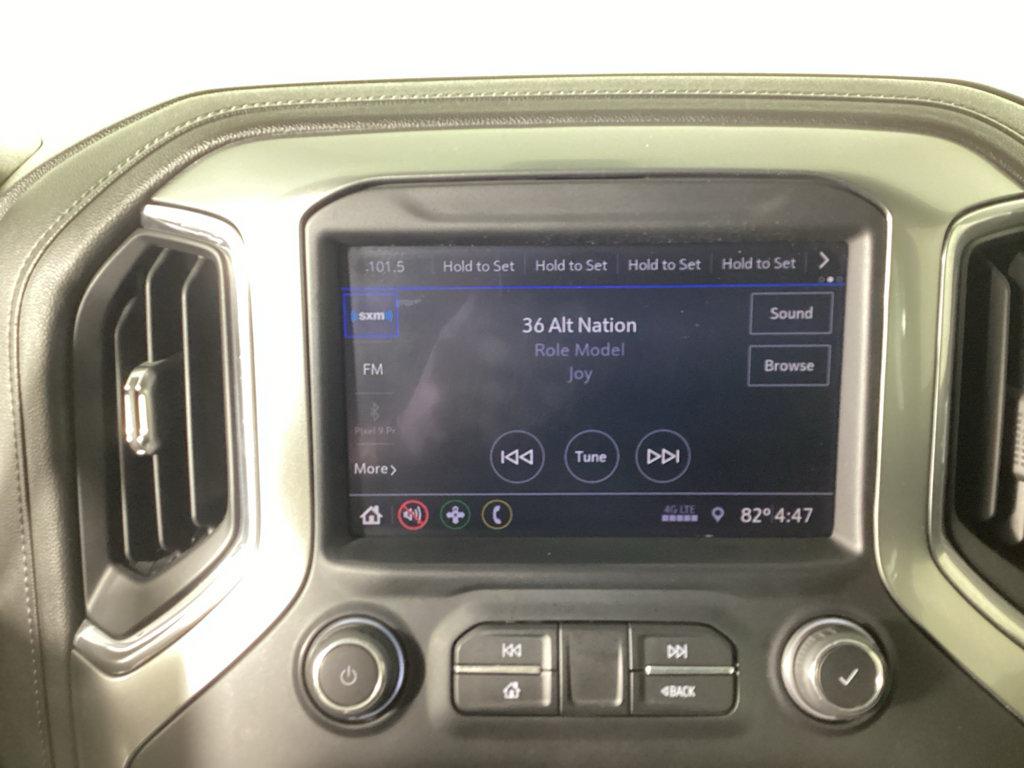 Used 2021 Chevrolet Silverado 1500 LT Trail Boss w/ Bed Protection Package AWD/4WD image 28