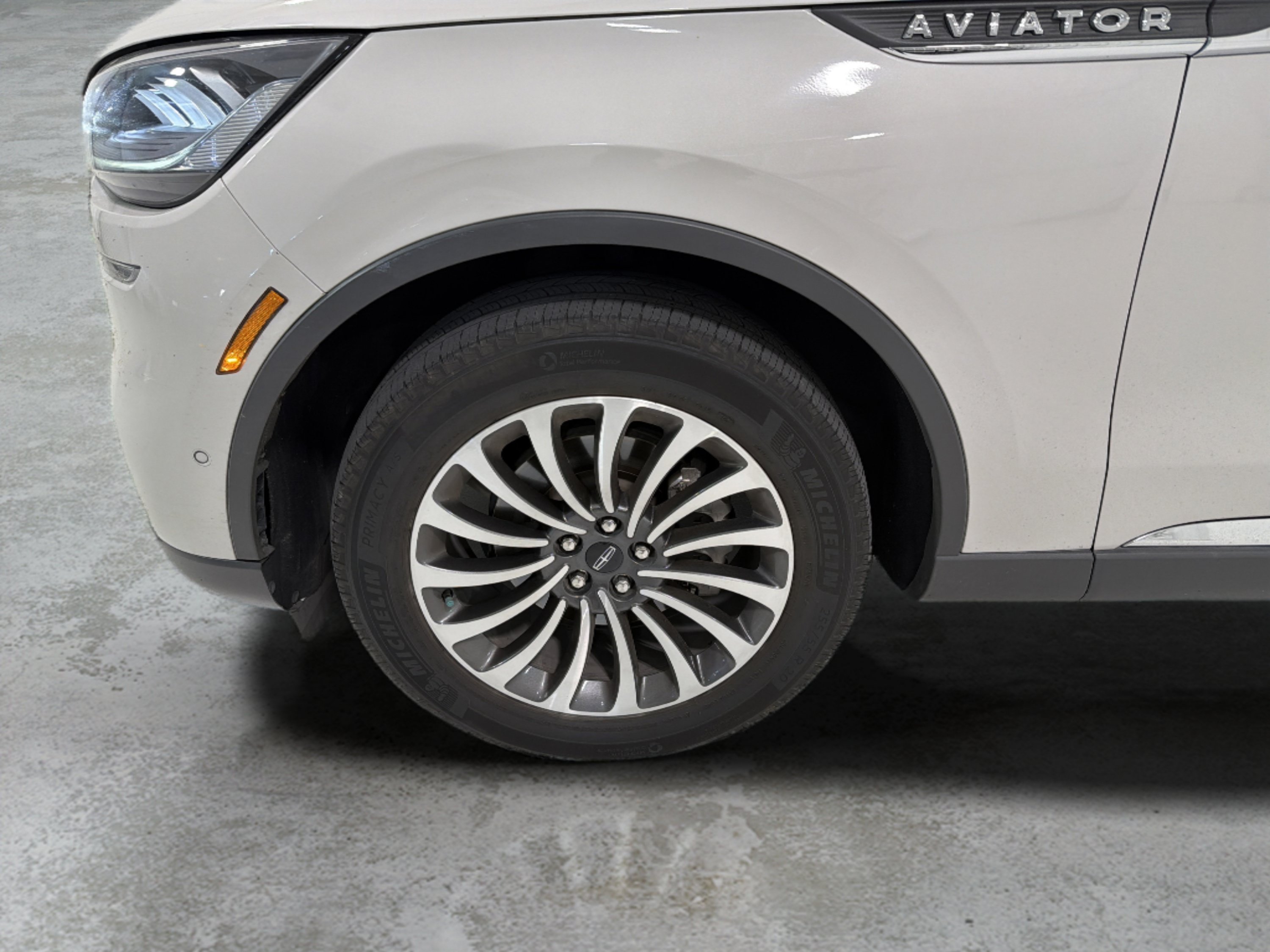 Used 2022 Lincoln Aviator Reserve w/ Equipment Group 201A AWD/4WD image 20