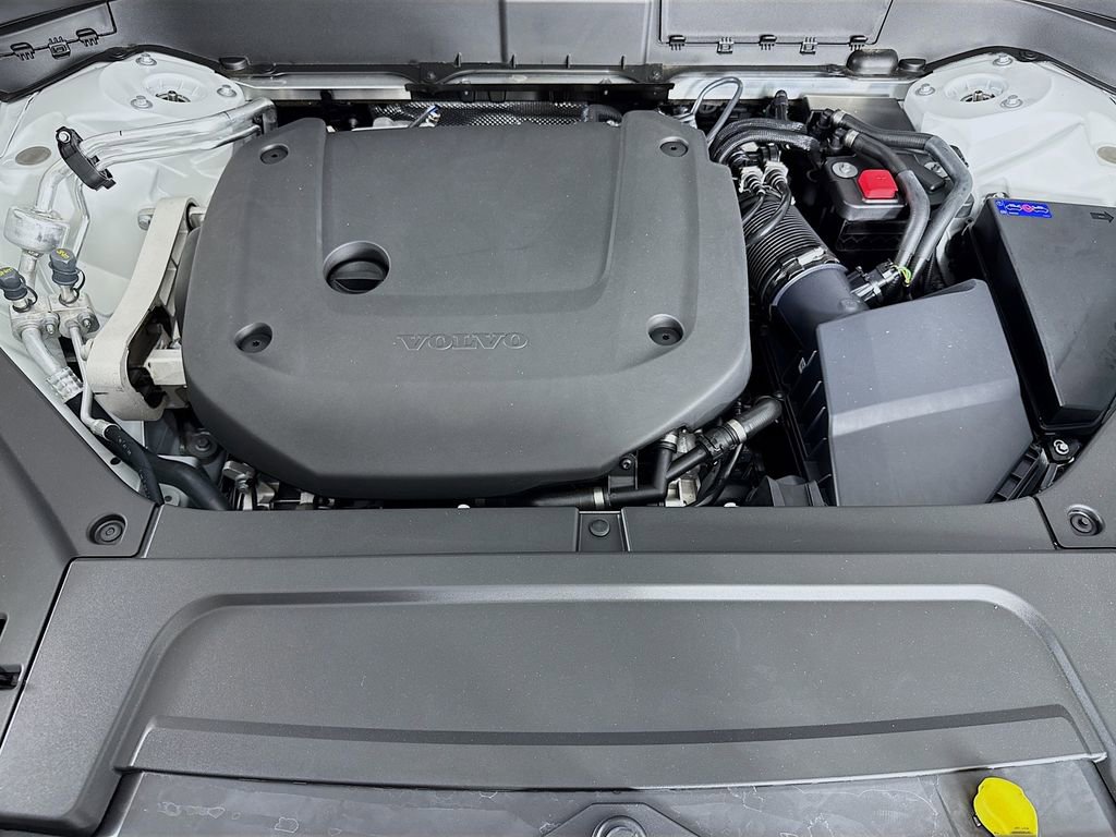 New 2026 Volvo XC90 B6 Plus w/ Protection Package image 31