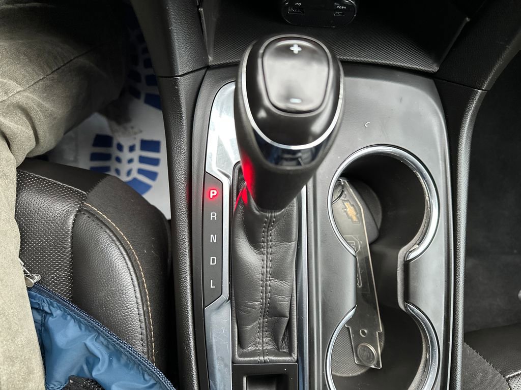 Used 2020 Chevrolet Equinox LT w/ Sport Edition image 11