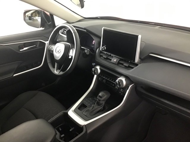 Used 2023 Toyota RAV4 XLE image 22