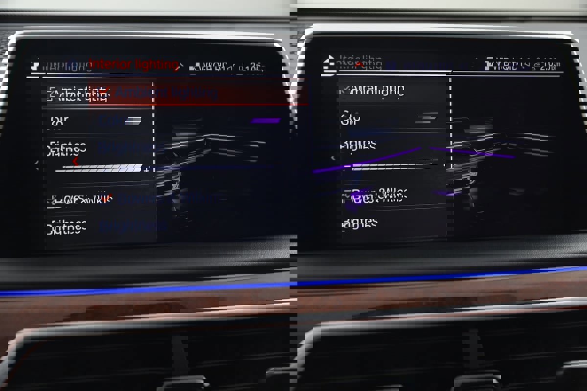 Used 2022 BMW ALPINA B7 xDrive w/ Luxury Rear Seating Package image 64