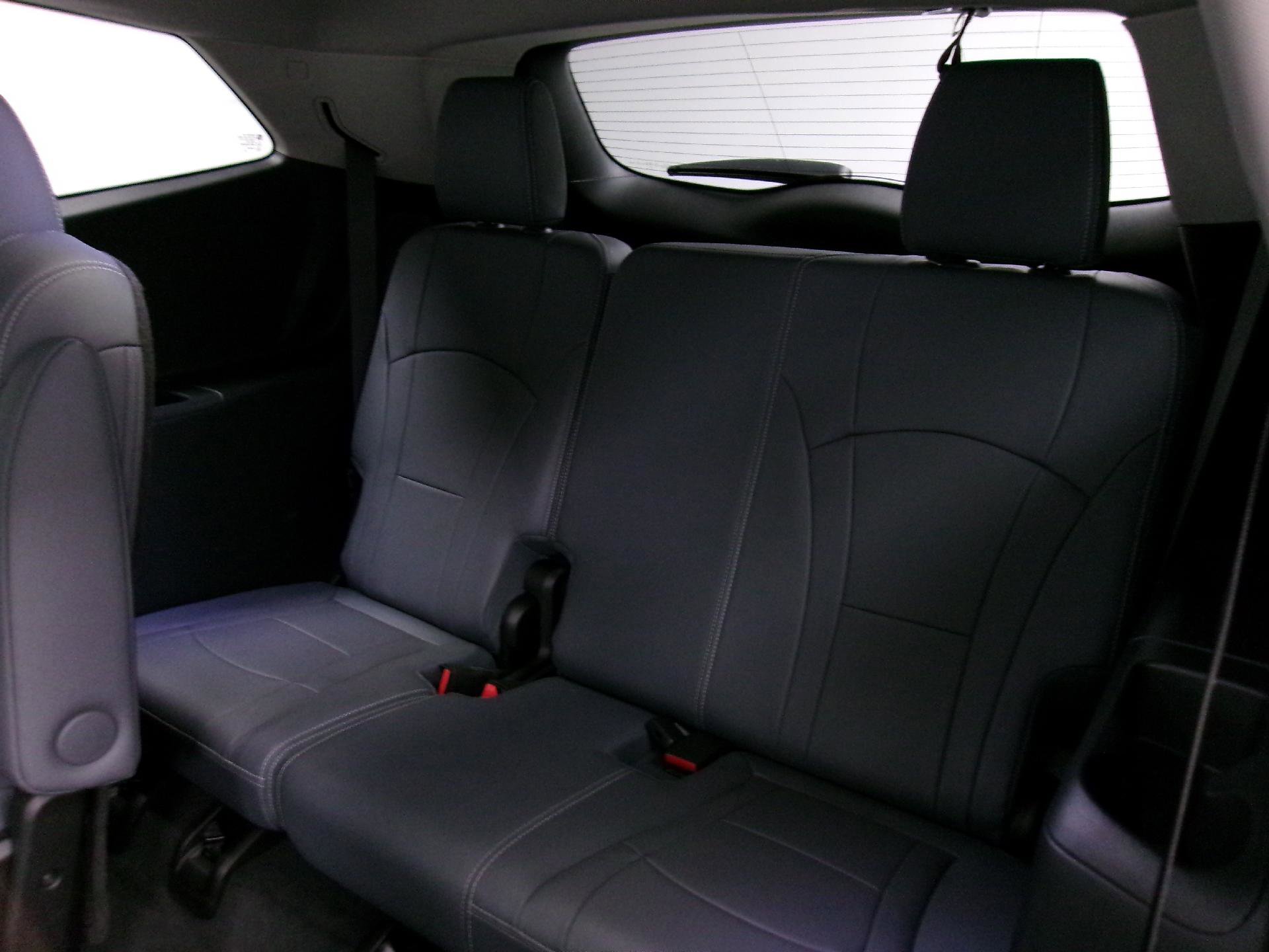 Used 2021 Buick Enclave Essence image 10