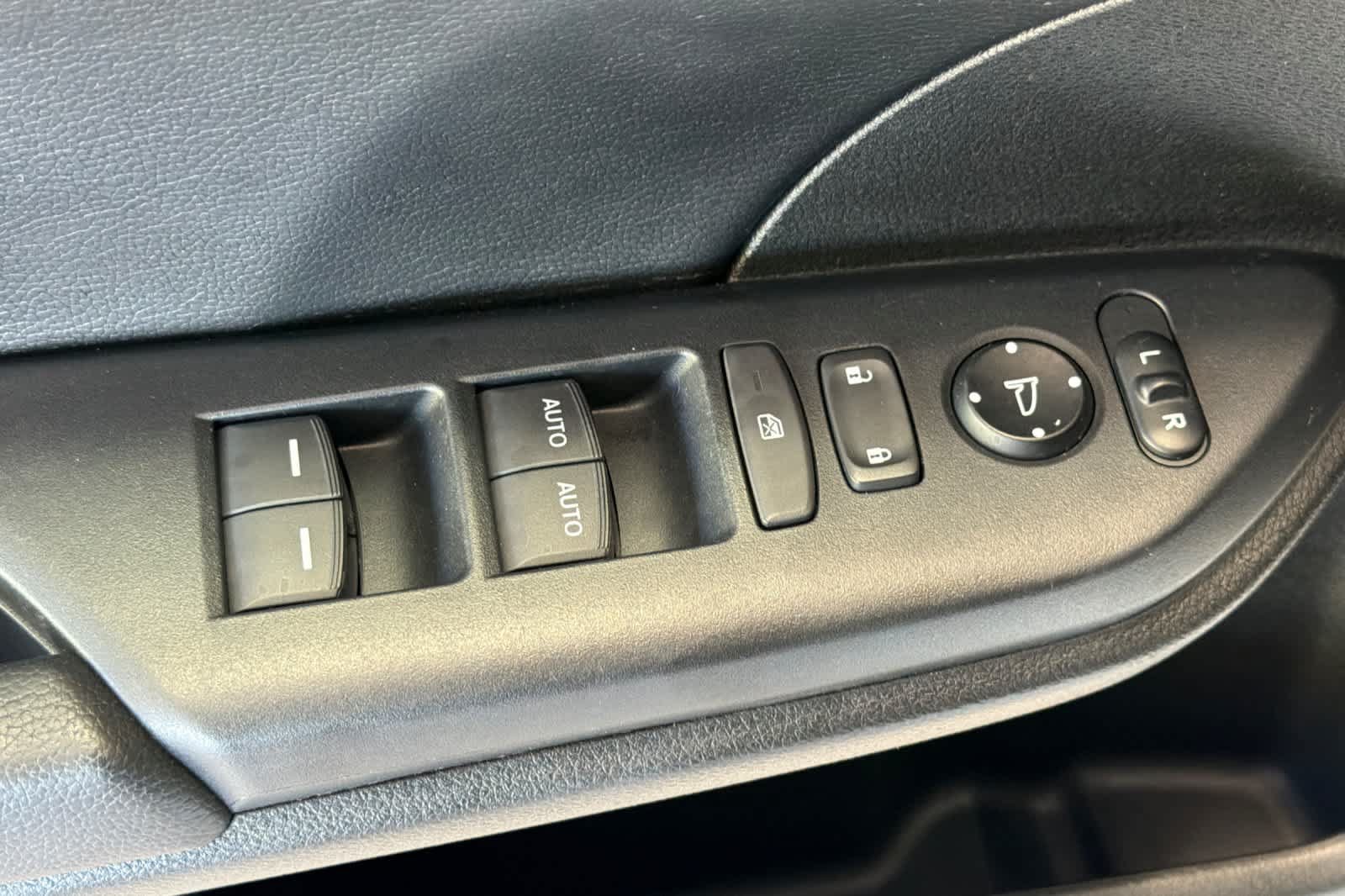 Used 2017 Honda Civic Touring image 13