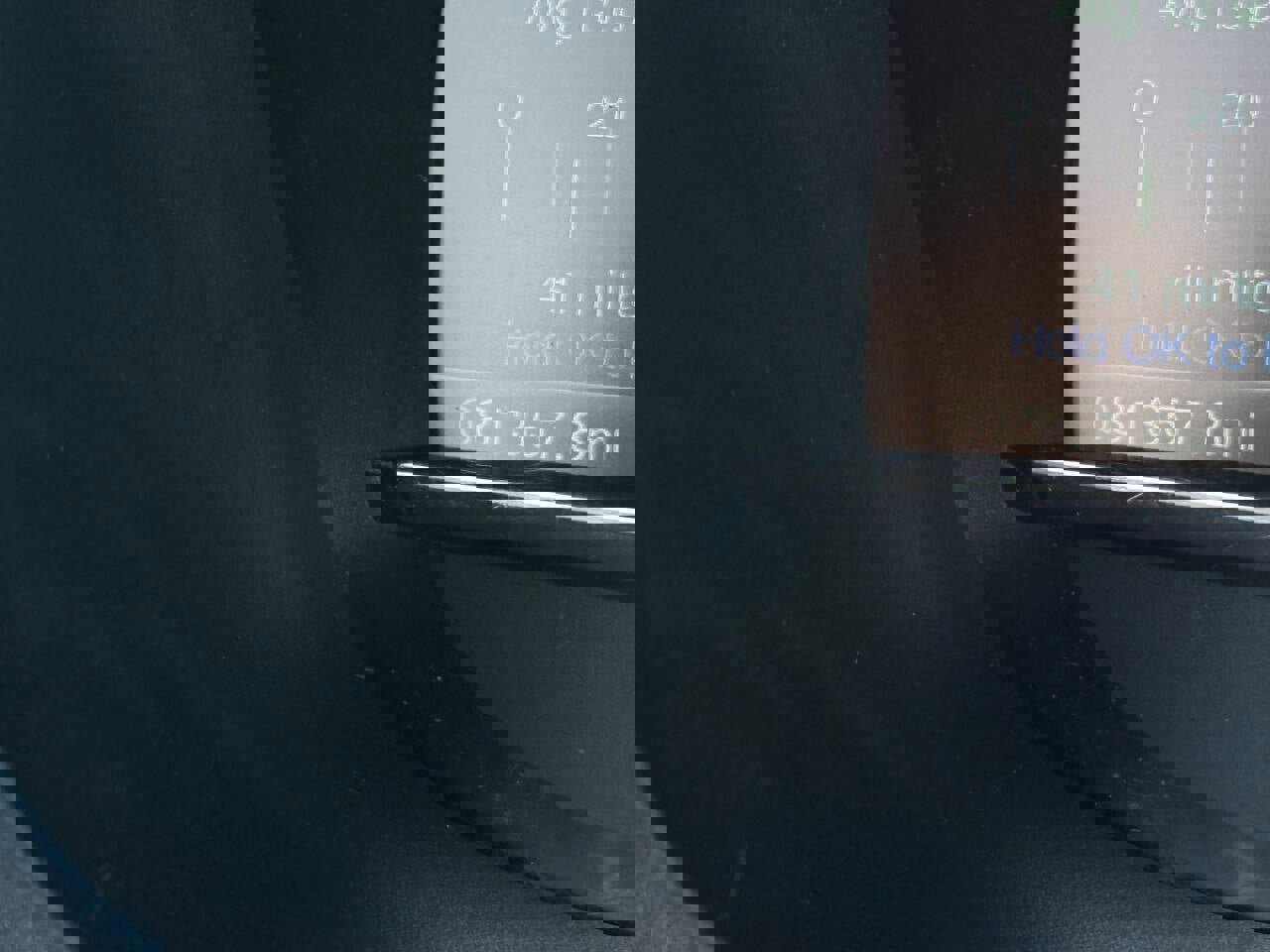 Used 2017 Ford Explorer Limited image 18