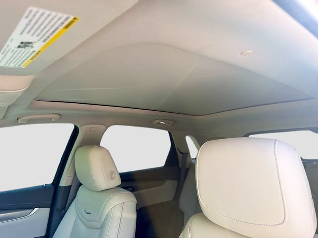 Used 2022 Cadillac XT5 Premium Luxury w/ Technology Package AWD/4WD image 26
