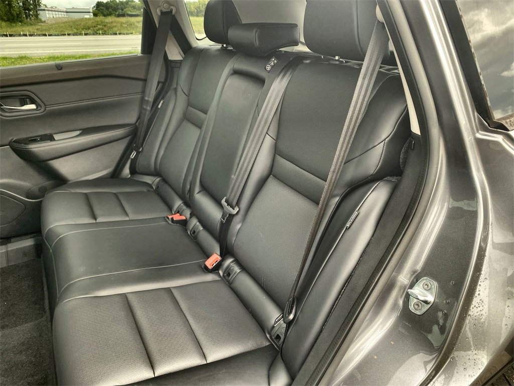 Used 2022 Nissan Rogue SV w/ SV Premium Package image 24