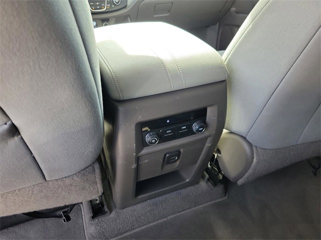 Used 2019 Chevrolet Traverse LT image 12