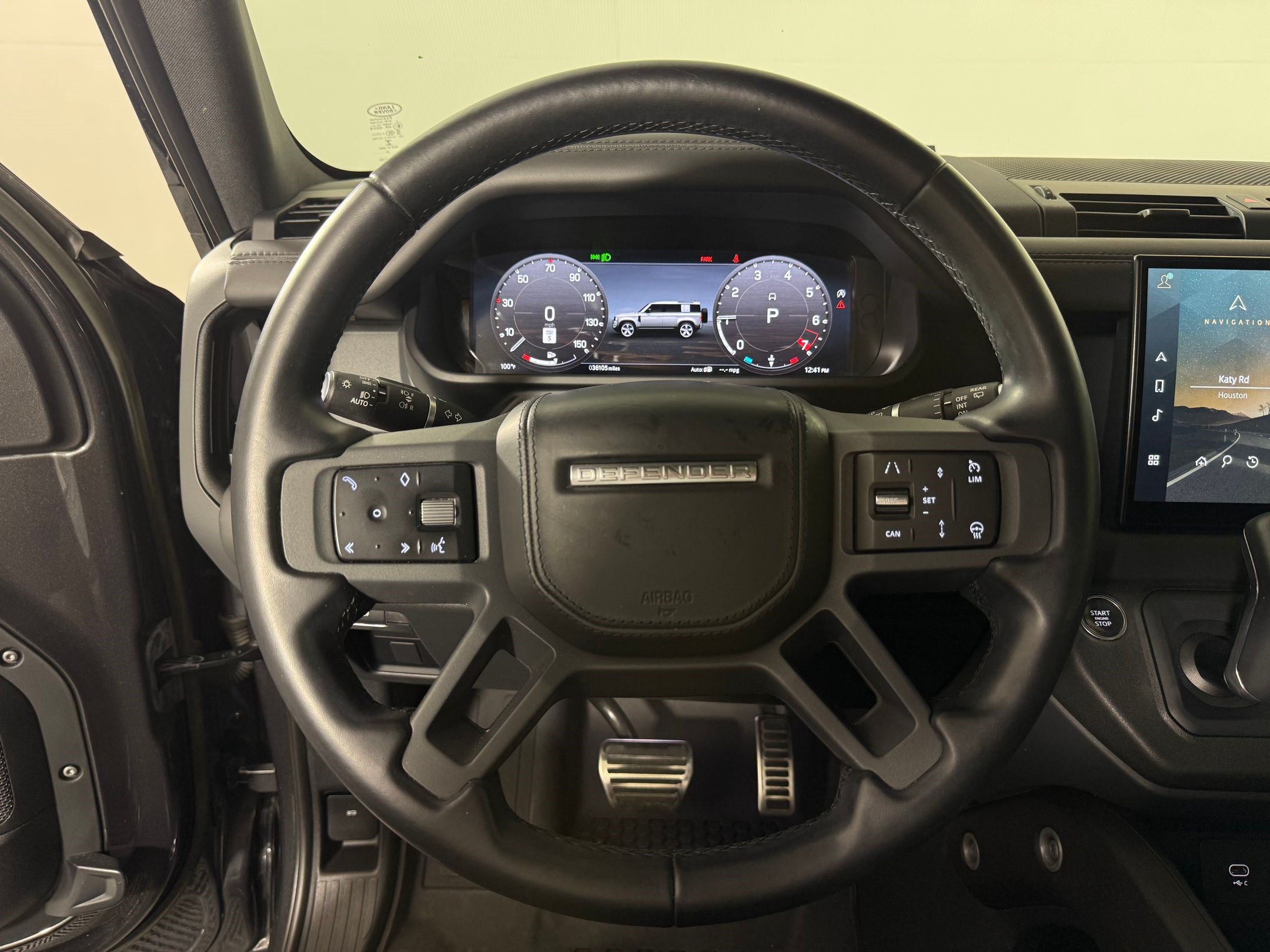 Used 2023 Land Rover Defender 110 X AWD/4WD image 11