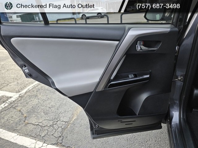 Used 2017 Toyota RAV4 Limited image 41