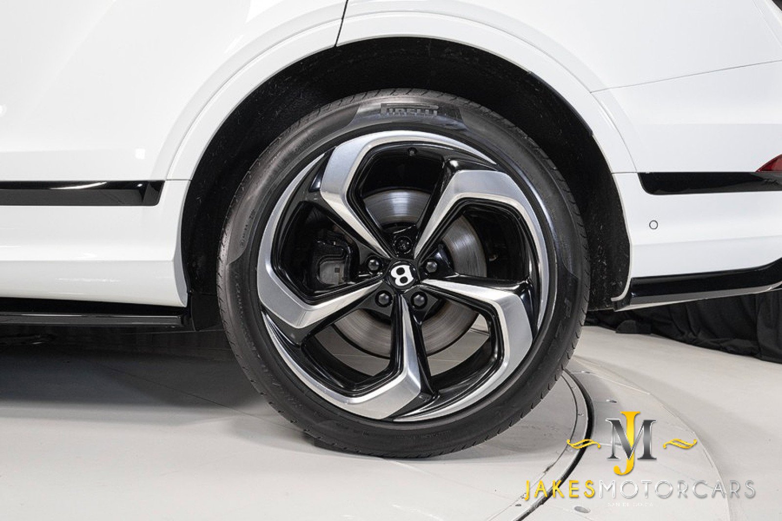 Used 2022 Bentley Bentayga AWD/4WD image 70