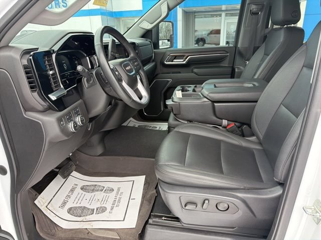 Used 2024 GMC Sierra 3500 SLT AWD/4WD image 16