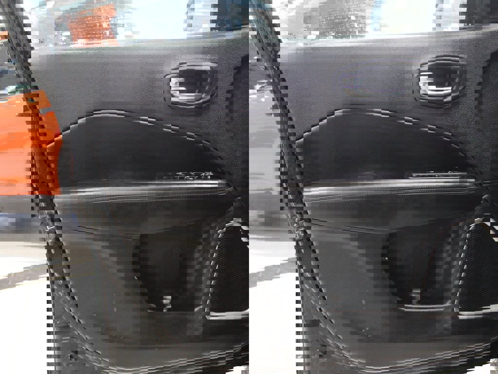 Used 2020 Jeep Compass Latitude image 15