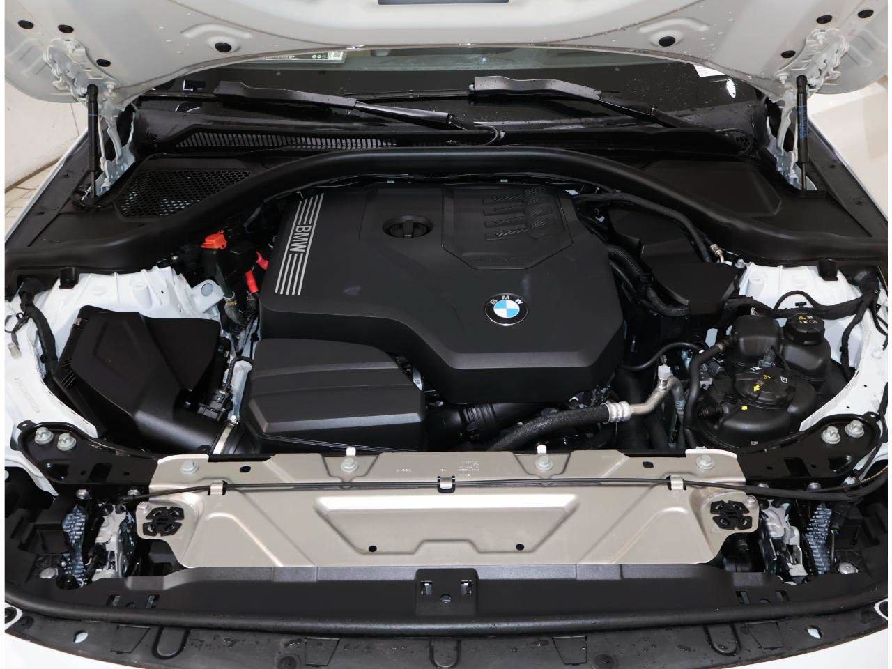 New 2026 BMW 230i xDrive Coupe w/ Premium Package AWD/4WD image 21