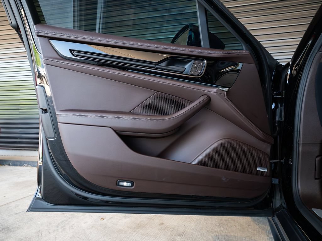 Certified 2024 Porsche Panamera image 23