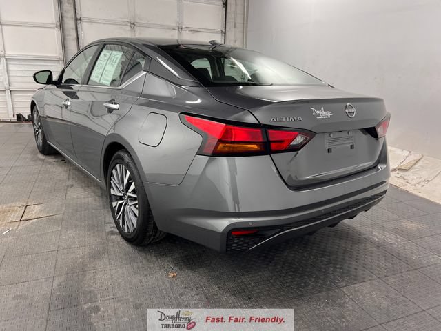 Used 2025 Nissan Altima 2.5 SV FWD image 7