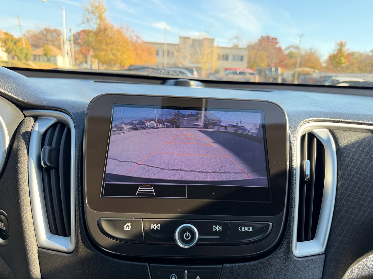 Used 2022 Chevrolet Malibu LT image 13