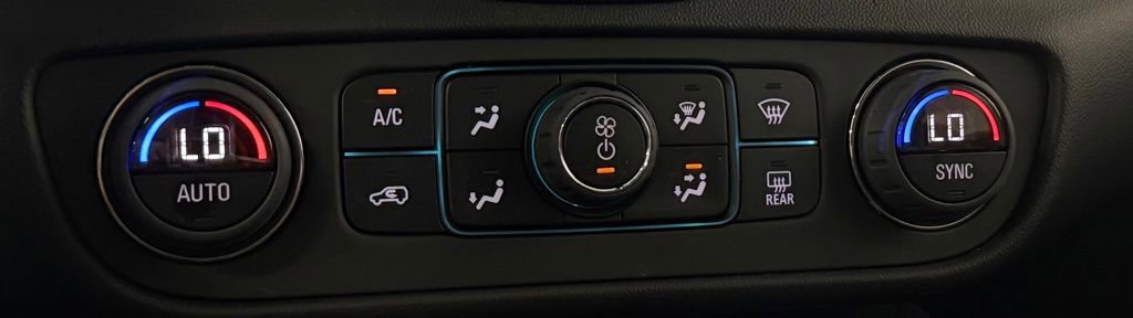 Used 2024 GMC Terrain SLE w/ Driver Convenience Package FWD image 20