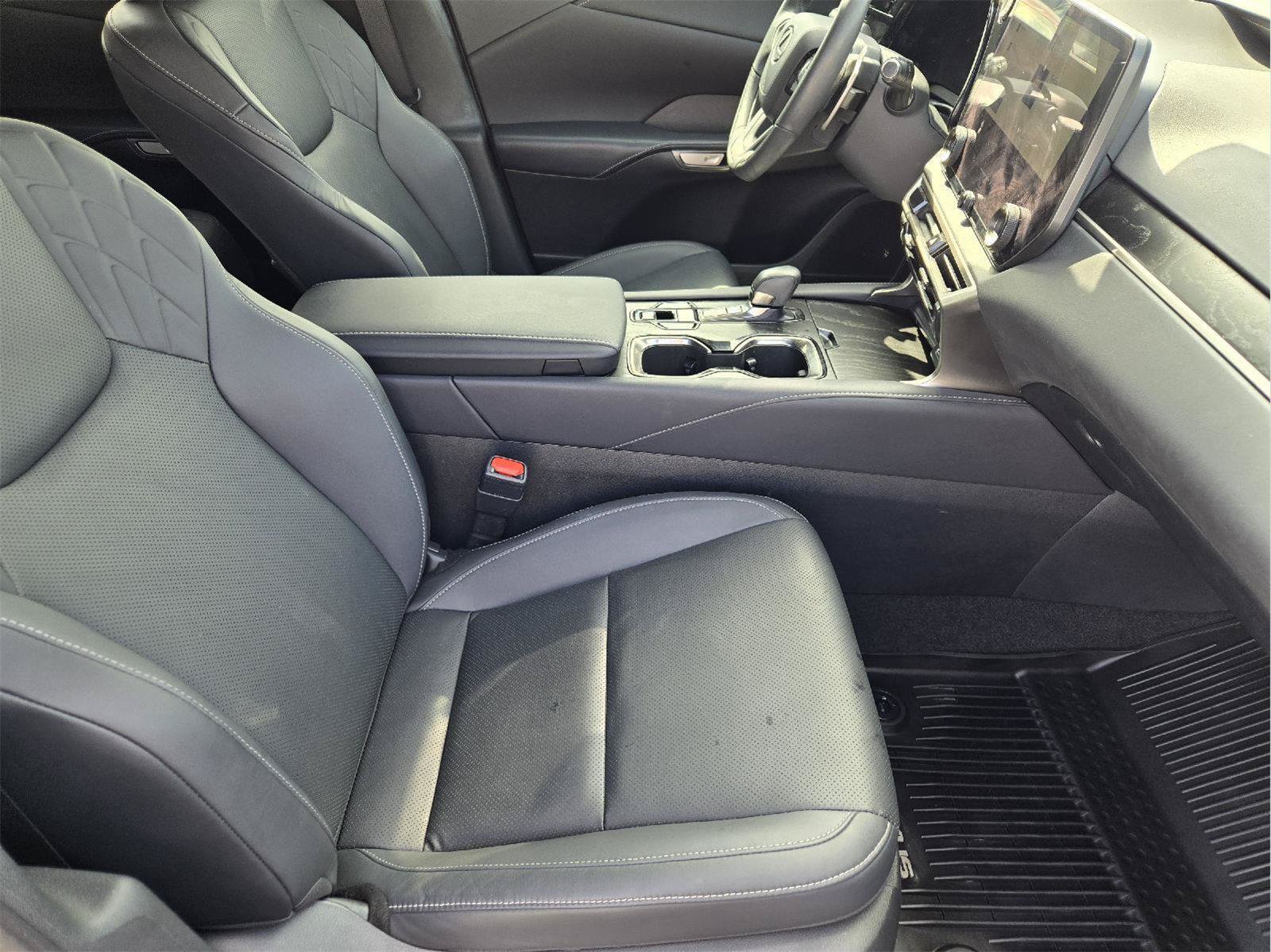Used 2023 Lexus RX 350 Premium w/ Cold Area Package FWD image 12