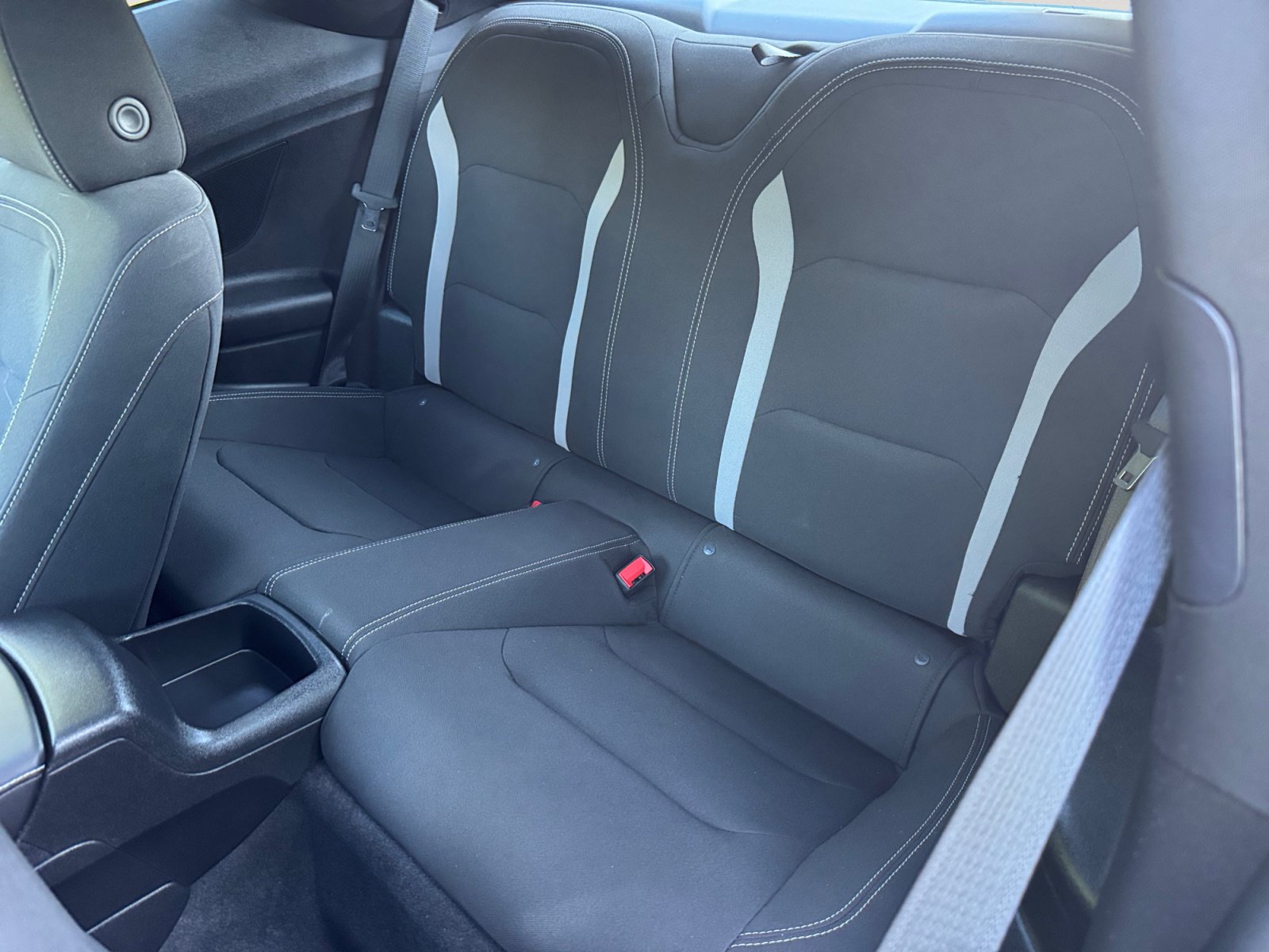 Used 2020 Chevrolet Camaro LT w/ RS Package RWD image 13