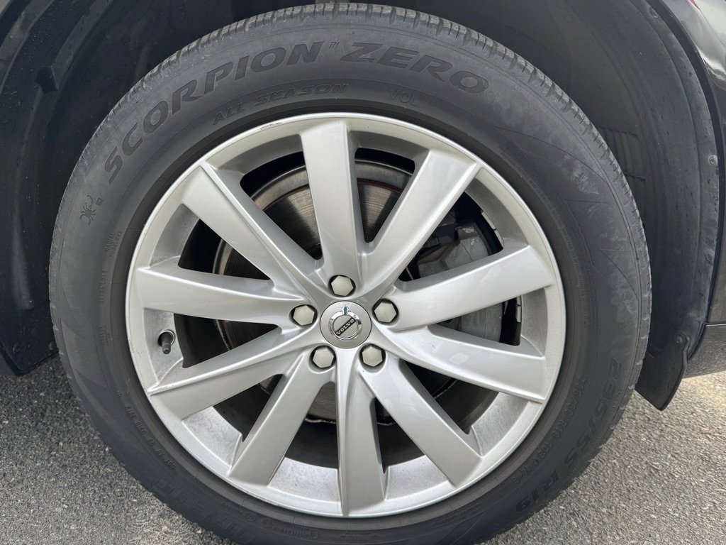 Used 2016 Volvo XC90 T6 Momentum image 26