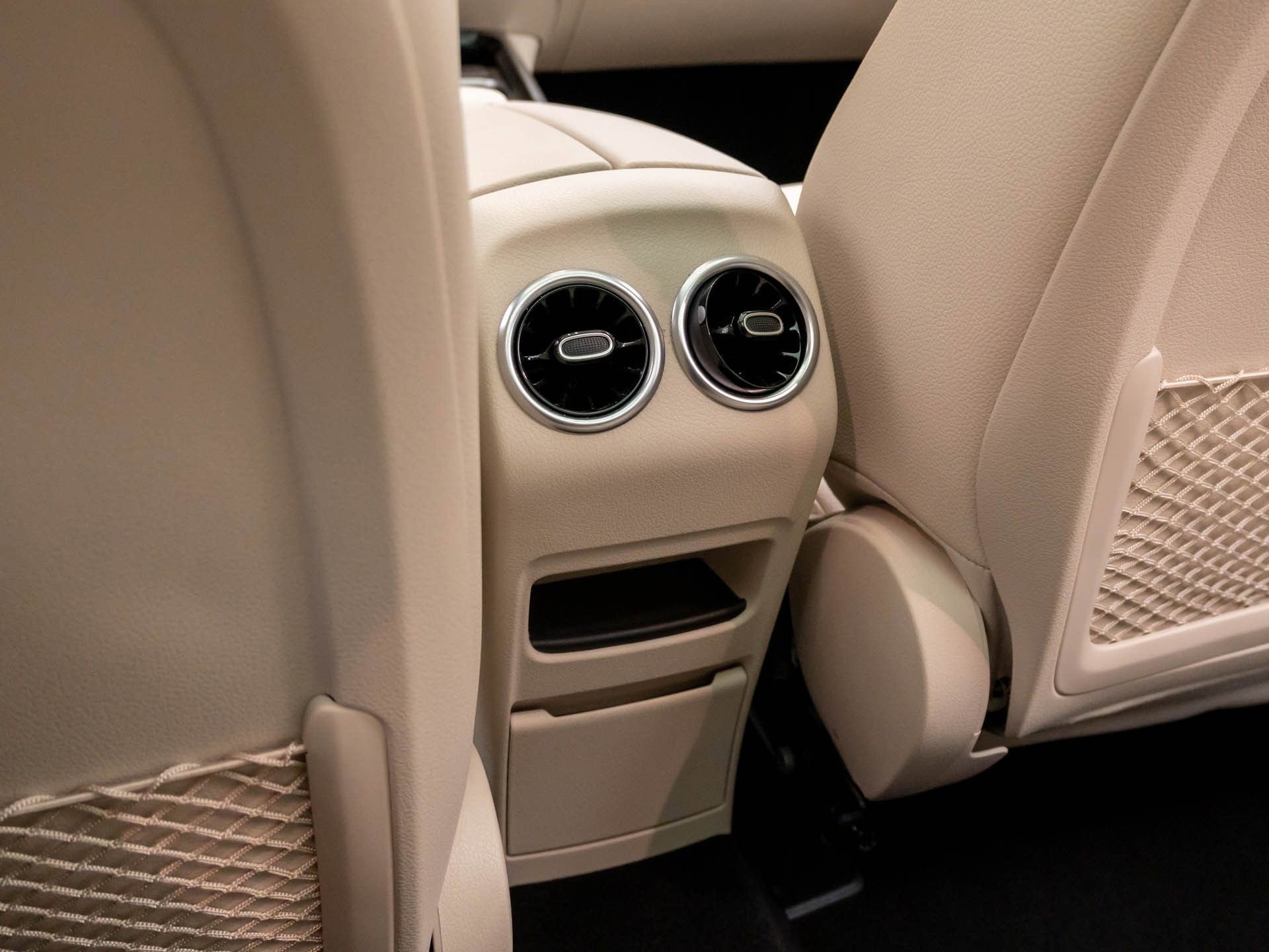 Used 2022 Mercedes-Benz GLB 250 4MATIC w/ Premium Package Lite image 21