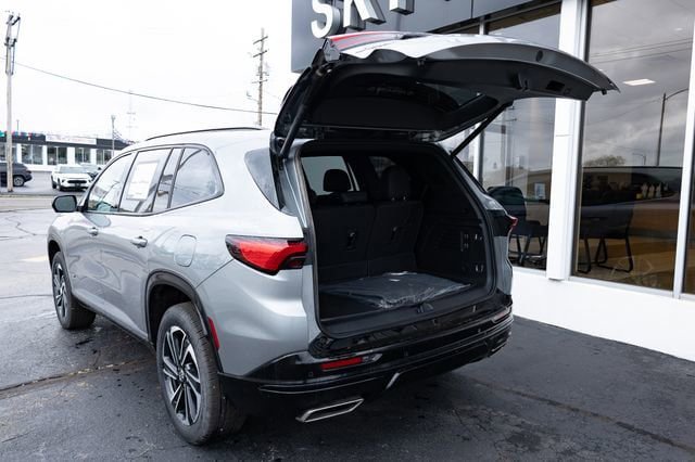 New 2026 Buick Enclave Sport Touring w/ Power Package FWD image 24