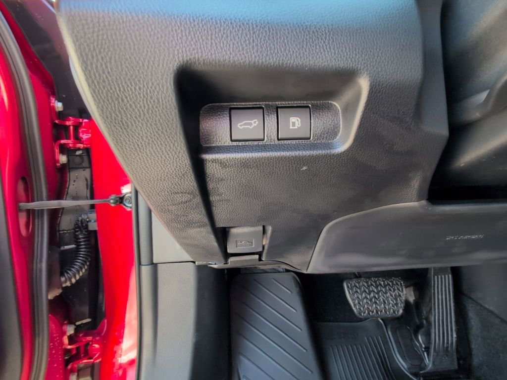 Certified 2026 Toyota Crown Signia w/ Advanced Technology Package image 18