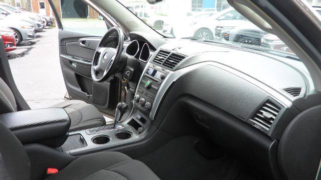 Used 2009 Chevrolet Traverse LT FWD image 29