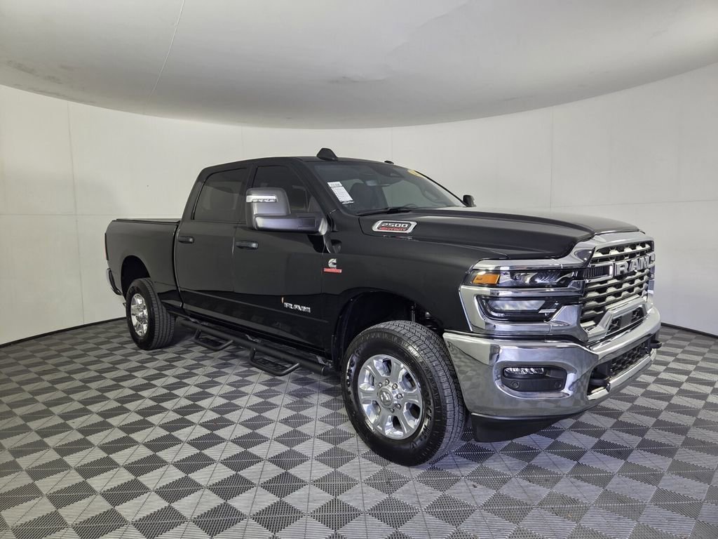 Used 2025 RAM 2500 Big Horn AWD/4WD image 2