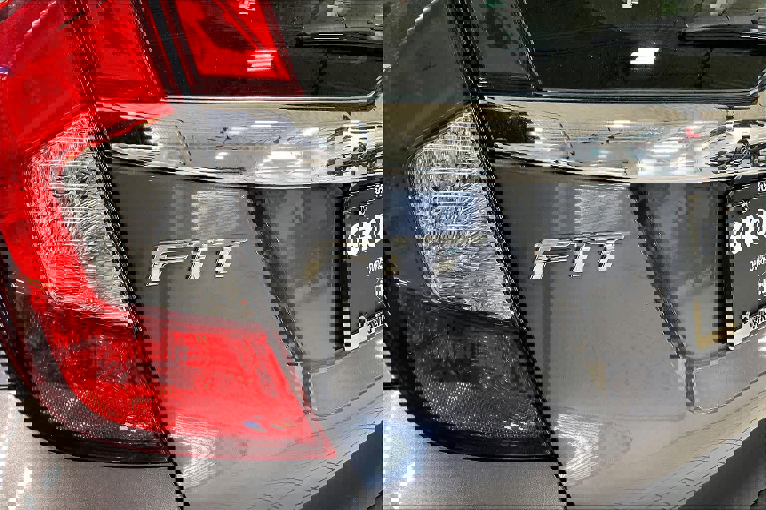 Used 2015 Honda Fit EX image 31