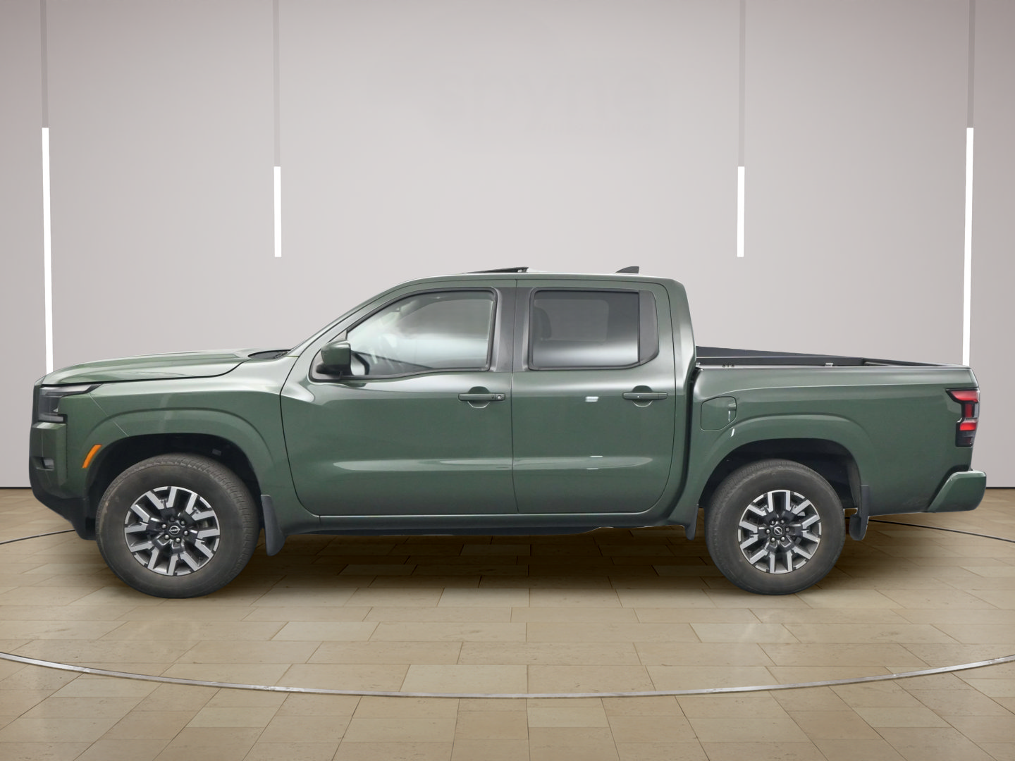 Certified 2024 Nissan Frontier SL w/ Technology Package AWD/4WD image 4