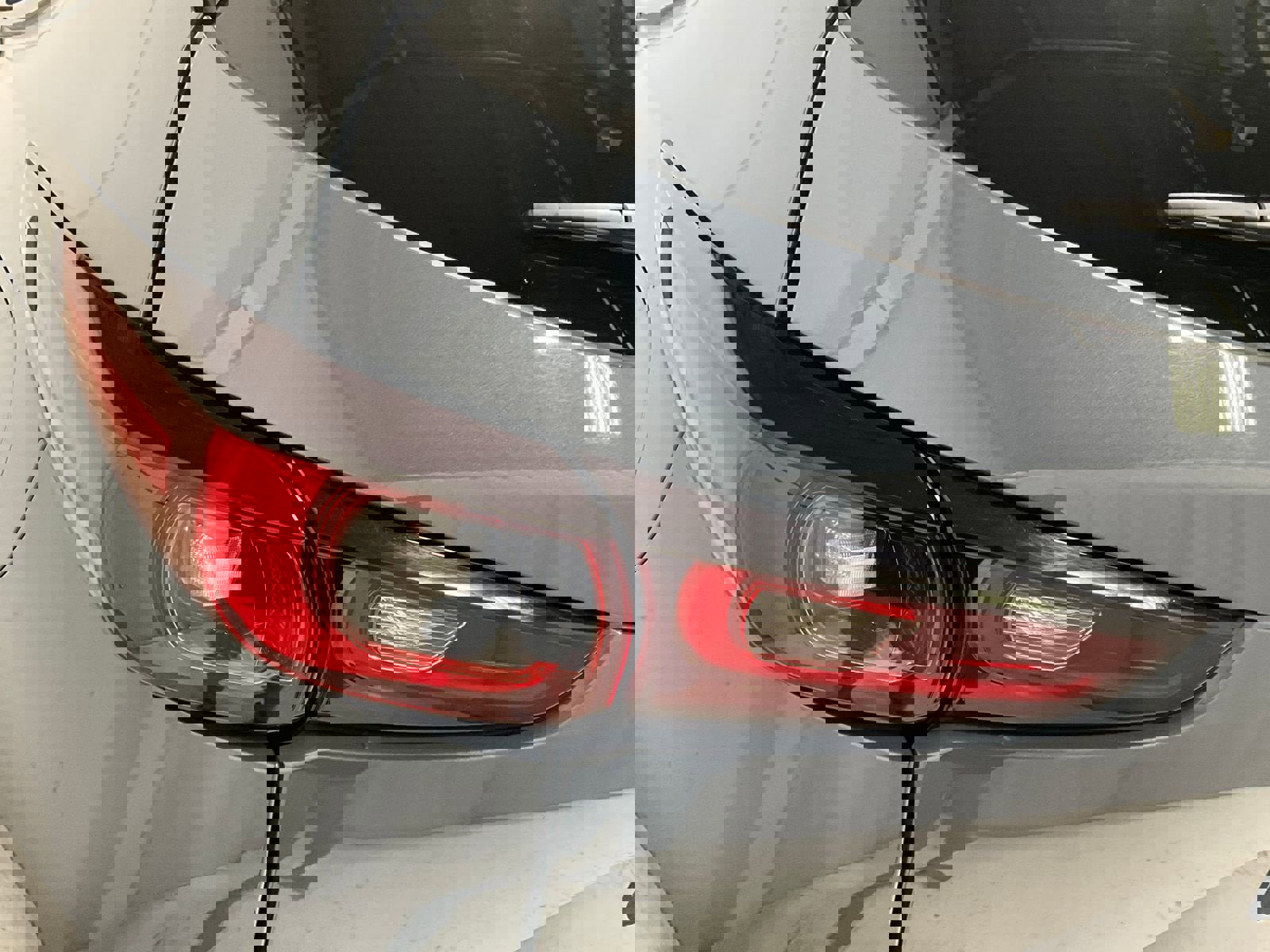 Used 2025 MAZDA CX-5 Carbon Edition image 27