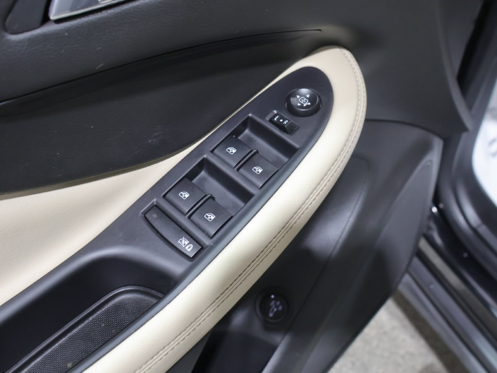 Used 2017 Buick Envision Preferred AWD/4WD image 13