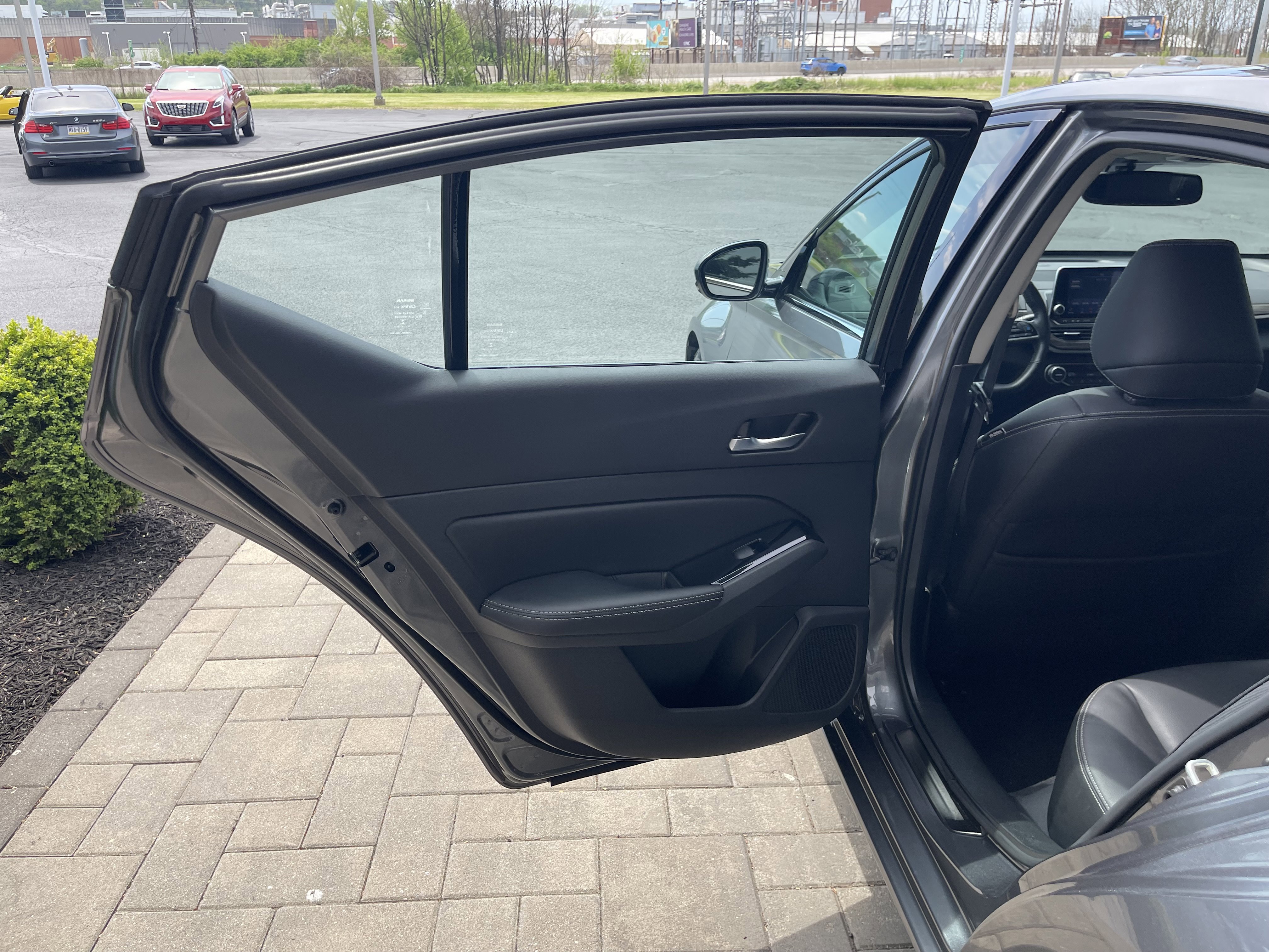 Used 2021 Nissan Altima 2.5 Platinum image 16