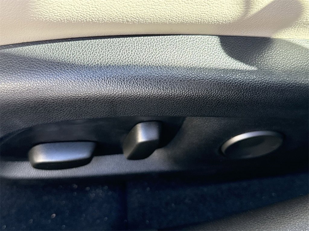 New 2025 Cadillac CT4 Premium Luxury image 24